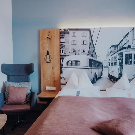 Levy's & Breakfast Hotel 4*