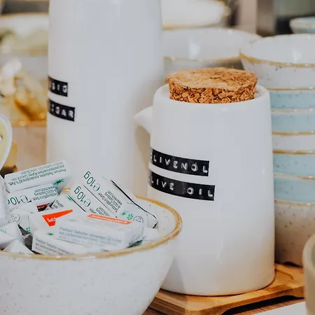 Hotel Levy's & Breakfast 4*