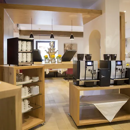 Hotel Levy's & Breakfast 4*
